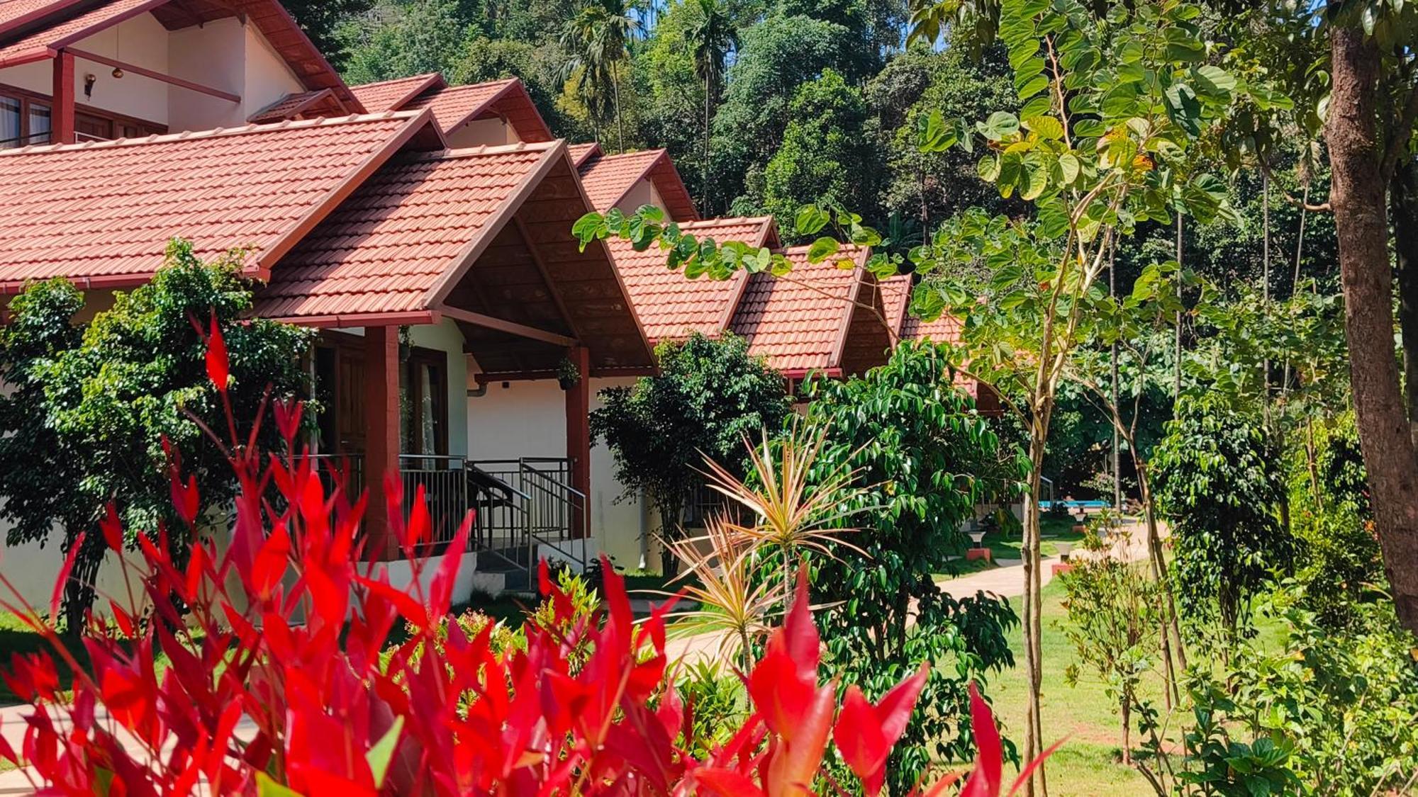 Hill Crest Resort - Coorg Madikeri Exterior photo